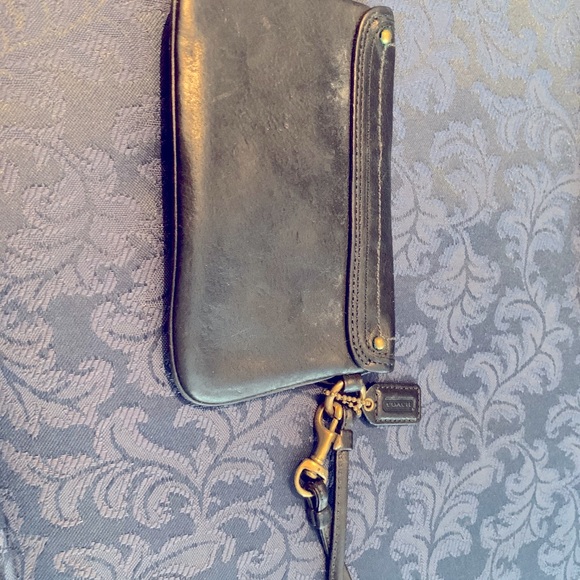 Large Coach wristlet - Picture 2 of 5